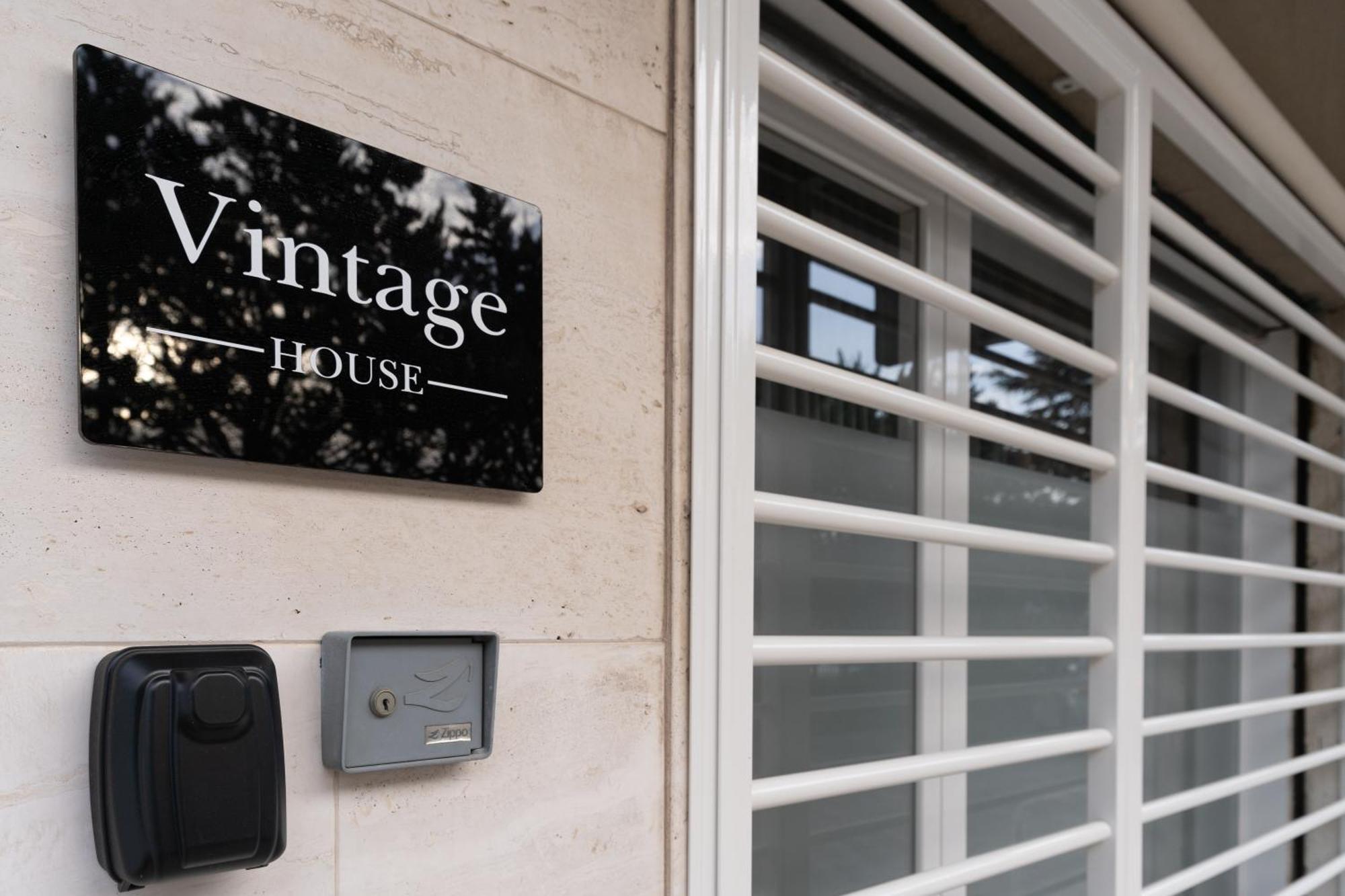 Quartierino Houses Bari Exterior photo